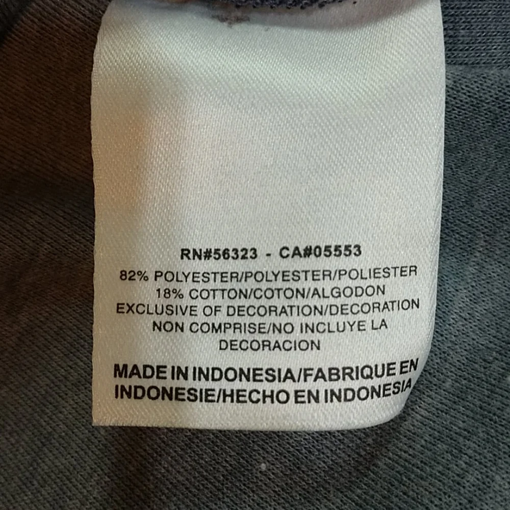 Nike Cooperstown collection white sox top, small